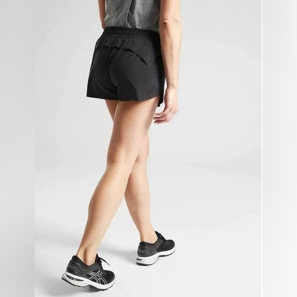 NWT! Athleta Women's Plus 3XL Black Hustle 3" Active Shorts Running Workout Gym - Picture 2 of 9